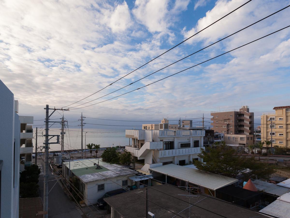 Kariyushi Condominium Resort Chatan Araha Sunset Exterior foto
